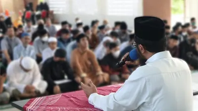 Ilustrasi ide tema ceramah Tahun Baru Islam yang berkesan dan penuh motivasi.