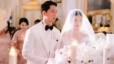 Potret pernikahan Kevin Sanjaya dan Valencia Tanoesoedibjo di Hotel Le Meurice, Paris, Prancis