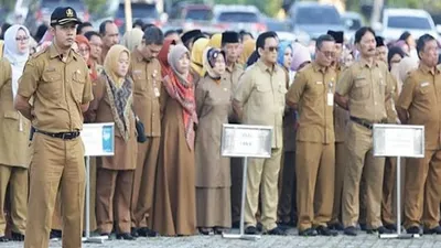 PNS Bersiap! Batas Usia Pensiun Bukan Lagi 60 Tahun, Pemerintah Tetapkan di Umur Segini, Cek Ada 3 Kategorinya