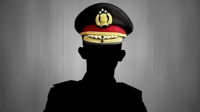 Oknum Polisi Lampung menombak tetangganya sendiri ketika menyalakan lampu jalan