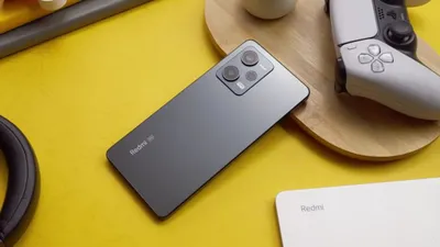 Redmi 12 Note Pro sudah mendukung fast charging 67 watt yang mampu mengisi baterai 100% hanya dalam waktu satu jam.