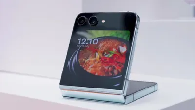 HP Samsung Z Flip 5 ini dapat dimiliki dengan harga Rp 15.999.000 untuk kapasitas 8/256GB dan Rp 17.999.000 untuk penyimpanan 8/512GB.