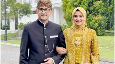 Hengky Kurniawan dan sang istri, Sonya Fatmala
