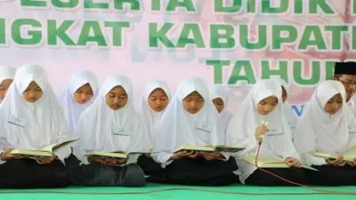 Kegiatan Tadarus Al Quran Bersama-sama