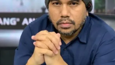 Jubir Partai Garuda, Teddy Gusnaidi kini menyoroti sosok bakal calon presiden (capres) Anies Baswedan yang tengah ramai sebut dirinya akan dijegal.