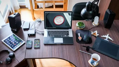 Ilustrasi. Dalam era digital yang terus berkembang, lulusan teknologi memiliki prospek yang menjanjikan dalam dunia kerja.
