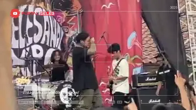Virgoun menangis saat konser