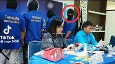 Saat konferensi pers, salah satu tahanan Badan Narkotika Nasional Kabupaten (BNNK) Tana Toraja membuat pengakuan yang mengejutkan publik.