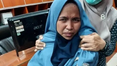Wanita Bersenjata Api Menerobos Masuk Istana Negara, Berhasil Diamankan Polisi