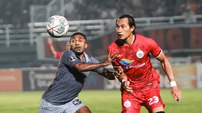 Pertandingan antara Persija Jakarta melawan Borneo FC.