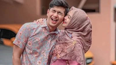 Heboh Sosok Pria Alim Inisial R dalam Ramalan Hard Gumay, Benarkah Mirip dengan Teuku Ryan Suami Ria Ricis?