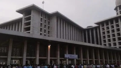 Suasana Buka Puasa Bersama di Masjid Istiqlal, Jakarta / dok. Suara.com