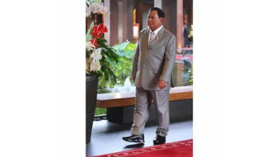 Netizen Tuai Pujian! Potret Prabowo Berjalan Tidak di Atas Karpet Merah Pada KTT G20 Bali 2022