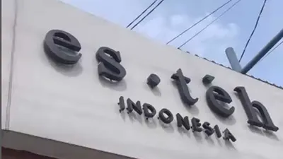 Esteh Indonesia.
