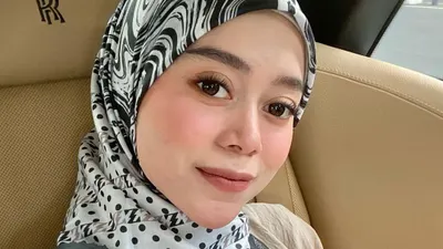 Ilustrasi, almamater penyanyi sekaligus aktris Lesti Kejora menjadi kampus swasta terbaik di Indonesia pada tahun 2022.