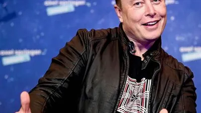 Elon Musk digugat atas dugaan usaha penipuan untuk menurunkan penawaran harga saham Twitter.