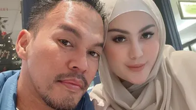 Faisal Harris DAN Jennifer Dunn