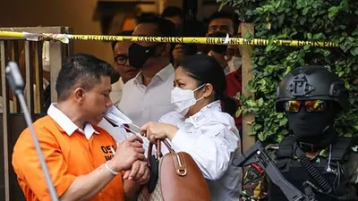 Ferdy Sambo dan istrinya Putri Candrawathi