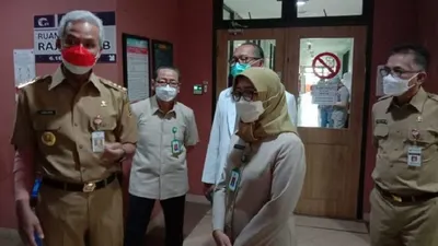 Gubernur Jawa Tengah Ganjar Pranowo dalam sebuah kegiatan bersama pejabat di Pemprov Jateng. Ganjar baru saja mendatangi warga Wadas, Bener, Purworejo. 