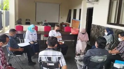Kepala Bidang UMKM pada Dinas Koperasi dan UKM Kota Bogor R Medi Sandora, saat melakukan sosialisasi kepada pelaku UKM Kota Bogor/ayobogor/yogi faisal