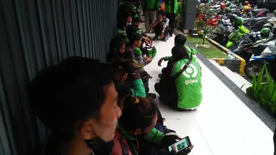 Cerita Ojol Berburu BTS Meal McDonald's Antre hingga 3,5 Jam (Yogi Faisal)