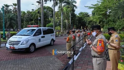 Penghormatan terakhir kepada Lurah Pondok Bambu yang wafat akibat Covid-19/dok: Kominfotik Jaktim.