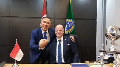 Presiden FIFA kunjungi Indonesia untuk berikan simpati serta arahan untuk lakukan perbaikan.