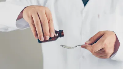 Ilustrasi obat sirup.