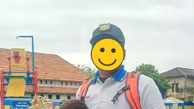  Pelaku berinisial AD seorang guru Tenaga Keja Kontrak (TKK) yang diduga melakukan pelecehan seksual terhadap murid SDN di daerah Kecamatan Jatiasih, Kota Bekasi,Jawa Barat