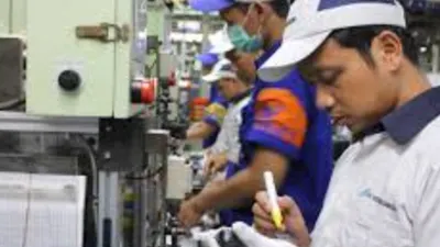 ilustrasi lowongan  Operation Staff