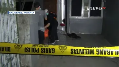Sejumlah keluarga yang terdiri dari empat orang ditemukan tewas mengenaskan di rumahnya di Kalideres, Jakarta Barat.