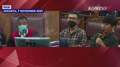 Kesaksian Sopir Ambulans, Sebut Sempat Lihat Yosua Tergeletak dan Pakai Masker Hitam!
