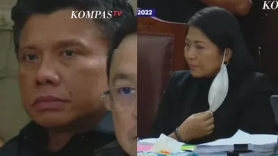 Putri Candrawathi Nempel ke Pengacaranya selama Persidangan, Ekspresi Ferdy Sambo Jadi Sorotan