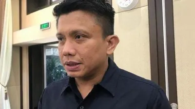 Ferdy Sambo, memiliki koleksi rumah dan mobil.