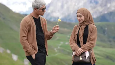 Pesulap Denny Darko menyebutkan bahwa dulu Rizky Billar pernah mengatakan bahwa Lesti Kejora bukan tipenya.