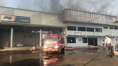 Kondisi terkini di Gudang JNE, Cimanggis, Depok.