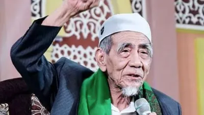 5 Kunci Agar Pekerjaan Lancar dan Rezeki Berkah Menurut Mbah Moen, Yuk Amalkan!