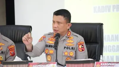 Ada 24 personel polisi yang akan segera dimutasikan buntut perkara pembunuhan Brigadir J yang dilakukan Irjen Ferdy Sambo.