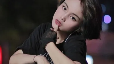 Profil Jeje Slebew