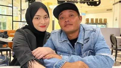 Sule dan Nathalie Holscher 