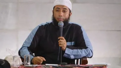  Hal yang Harus Dihindari saat Hubungan Suami Istri Menurut Ustaz Khalid Basalamah