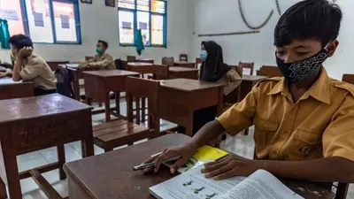 Ilustrasi sekolah tatap muka saat (PTM).
