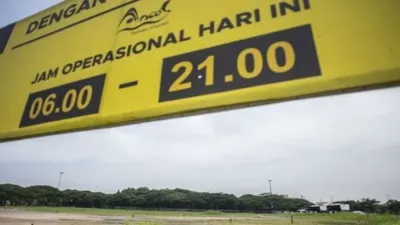Suasana lokasi yang akan menjadi tempat dibangunnya sirkuit Formula E di kawasan Taman Impian Jaya Ancol, Jakarta, Rabu (22/12/2021). 