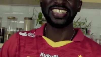 Makan Konate saat diperkenalkan sebagai pemain baru Persija Jakarta.