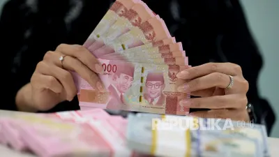 Cara Cek Daftar Penerima BSU Kemnaker Rp1 Juta via BPJS Ketenagakerjaan (ilustsrasi)