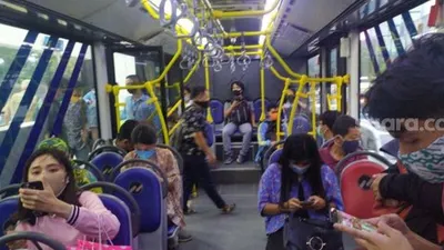 Ilustrasi suasana Transjakarta / Suara.com
