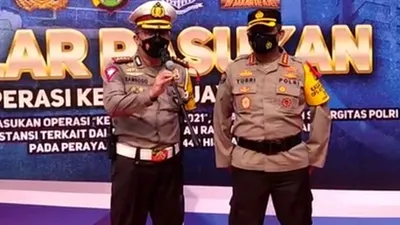 Direktur Lalu Lintas Polda Metro Jaya, Kombes Pol Sambodo Purnomo Yogo, dalam gelar pasukan Operasi Ketupat Jaya 2021. (Fichrihakiim/Ayojakarta)