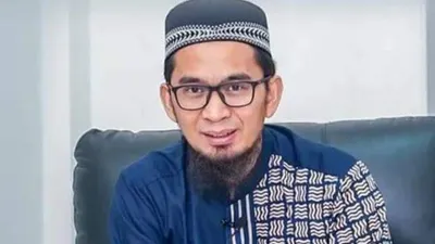 Ustad Adi Hidayat.
