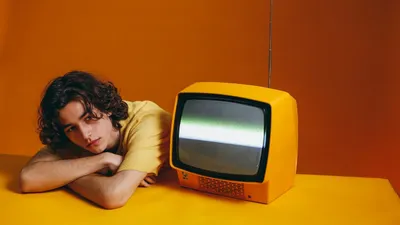 Ilustrasi, siaran TV Analog yang sudah dimatikan oleh pemerintah mengharuskan masyarakat memiliki Set Top Box (STB) bagi yang TV yang belum digital.