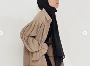 Pose sakit perut Lesti Kejora